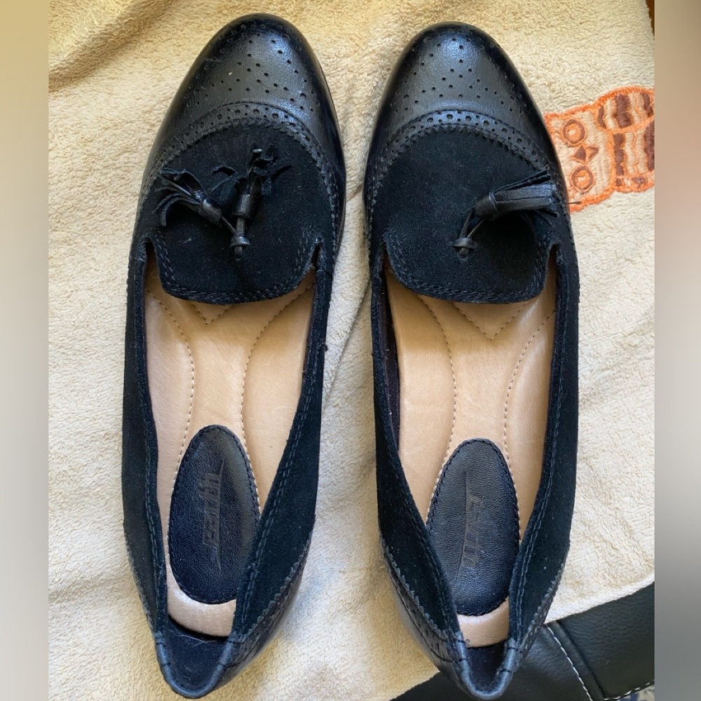 Leather casual shoes